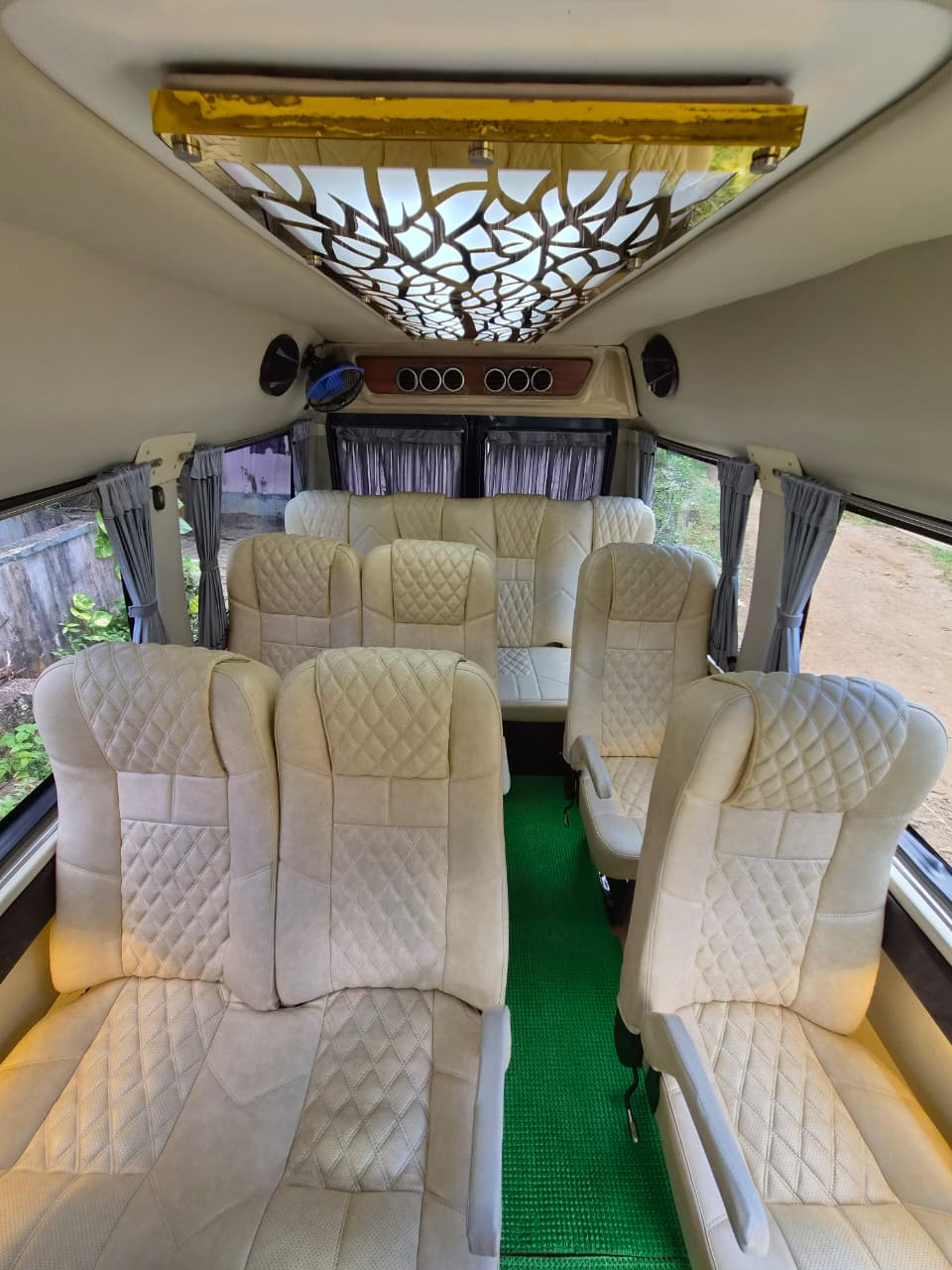 Force Traveller (Premium) interior